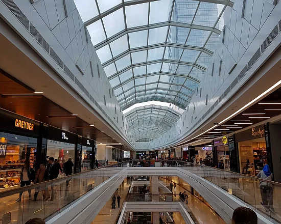 metro-mall-shopping-center-6.webp